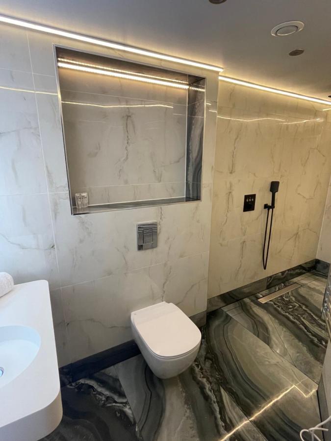 Luxury Apartment Edinburgh Centre With Steam Room Bagian luar foto
