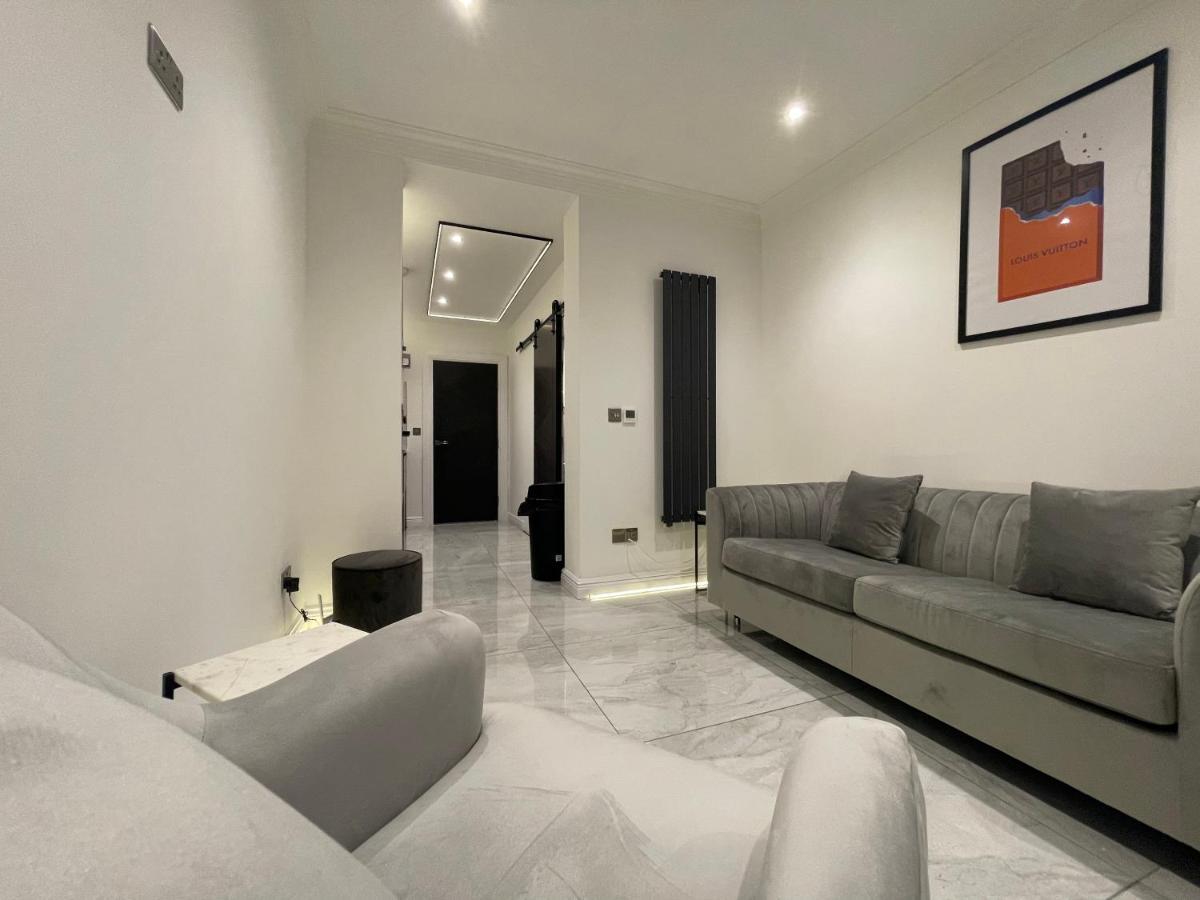 Luxury Apartment Edinburgh Centre With Steam Room Bagian luar foto