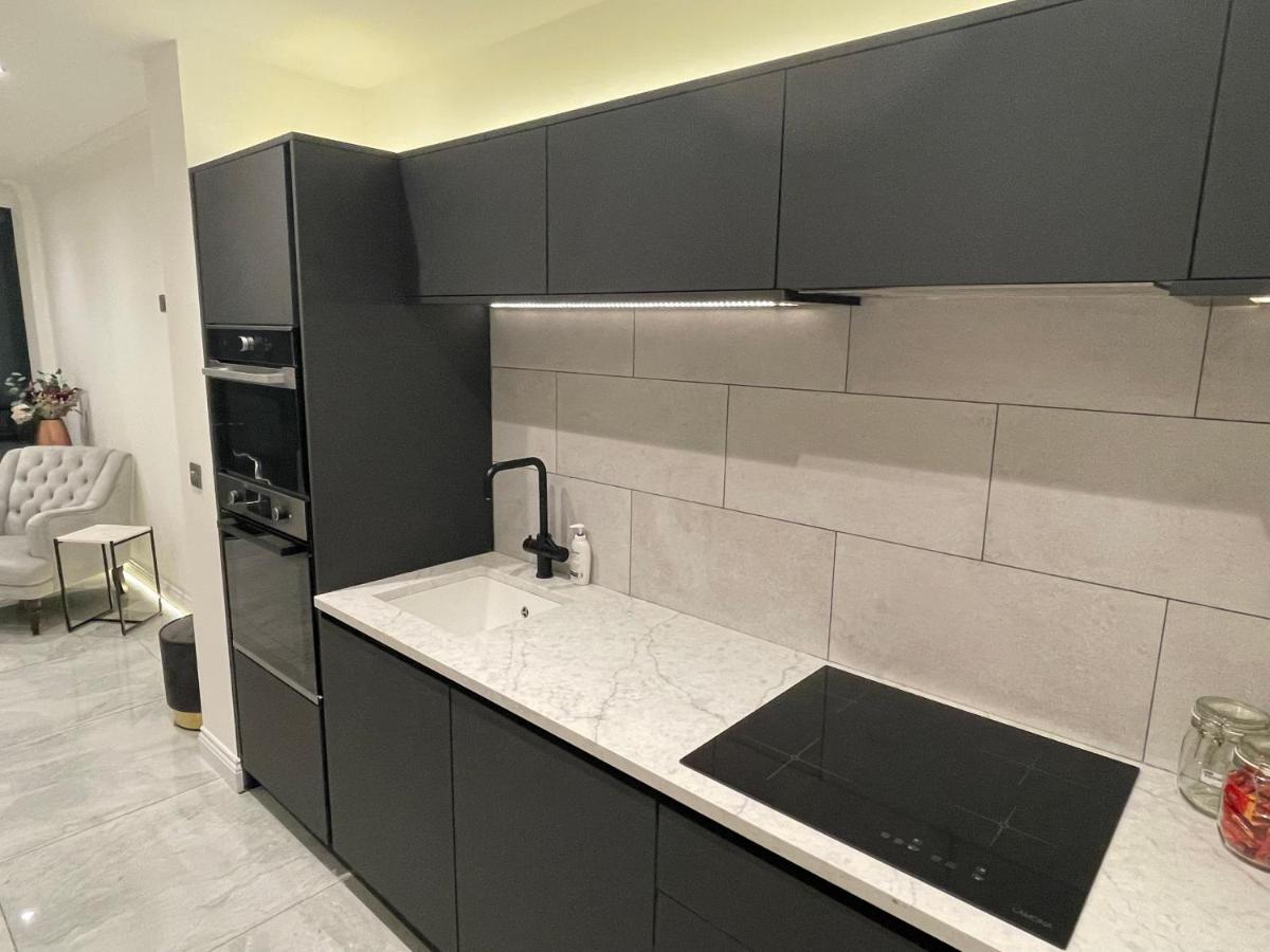 Luxury Apartment Edinburgh Centre With Steam Room Bagian luar foto